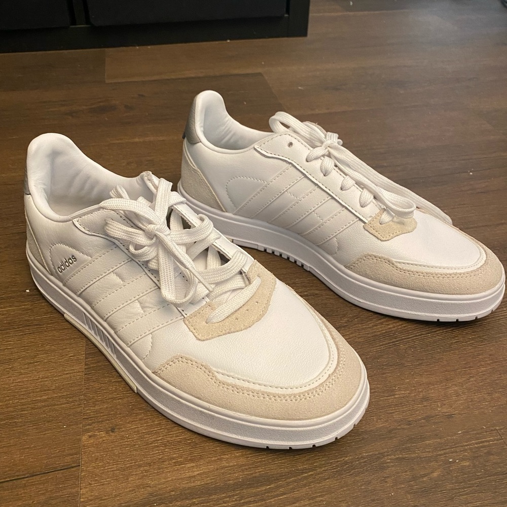 Adidas men’s cloudfoam sneakers